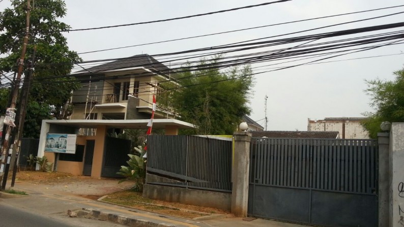 Rumah Pinggir Jalan, Cocok Untuk Usaha di Pondok Ranji