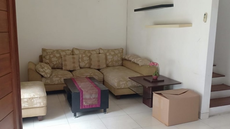 Rumah Siap Huni, Cantik, dan Hunian Nyaman @Bintaro