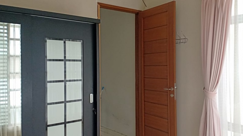 Rumah Siap Huni, Cantik, dan Hunian Nyaman @Bintaro