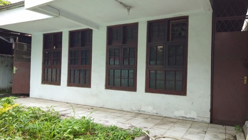  Jual  Rumah  di Jl Palbatu  Tebet 