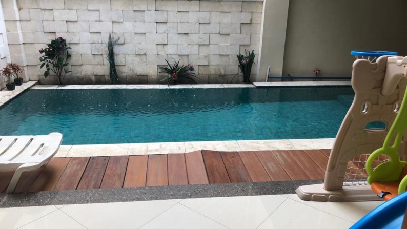 Rumah Cantik,ada kolam renang di Bintaro Jaya 7