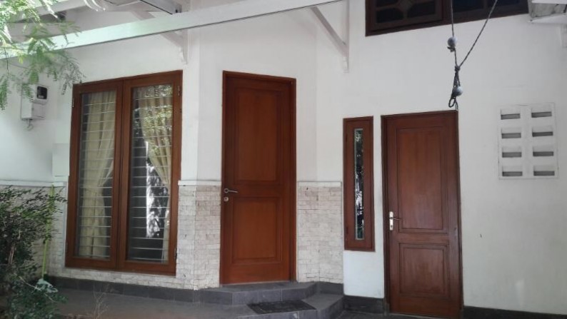 Rumah Bagus, Siap huni, Lokasi Strategis (Expat Friendly)