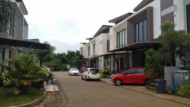 Dijual rumah tinggal sisa 28 unit, strategis, murah, design apik, siap huni. The Akasia Eight Ciater Serpong Tangerang