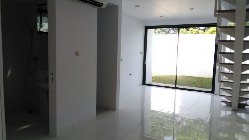 Rumah Siap Huni, Exterior Elegan, dan Hunian Nyaman @Ozone Residence, Veteran