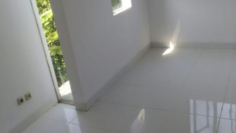 Rumah Siap Huni, Exterior Elegan, dan Hunian Nyaman @Ozone Residence, Veteran