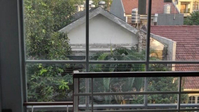 Dijual Town House di Pondok Indah