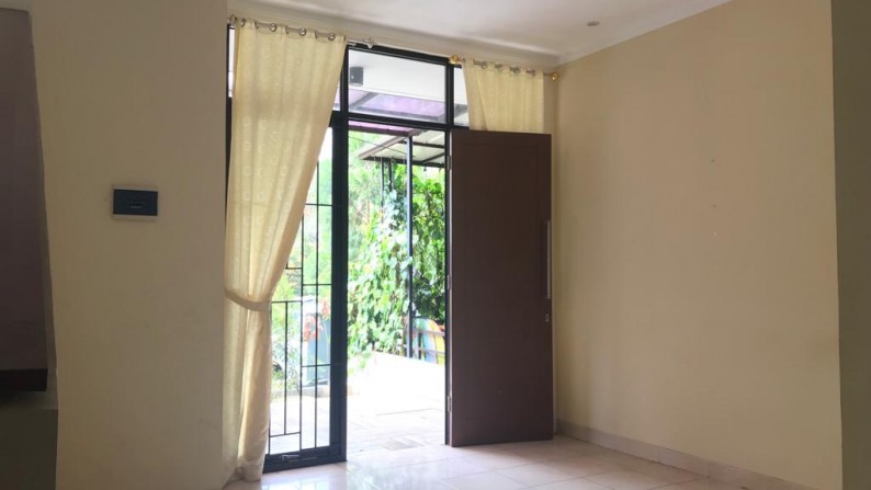 Rumah Cantik, Siap Huni, dan Hunian Nyaman @Bintaro