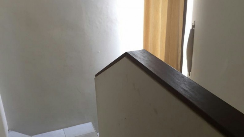 Dijual cepat murah rumah  cantik minimalis  siap huni di 