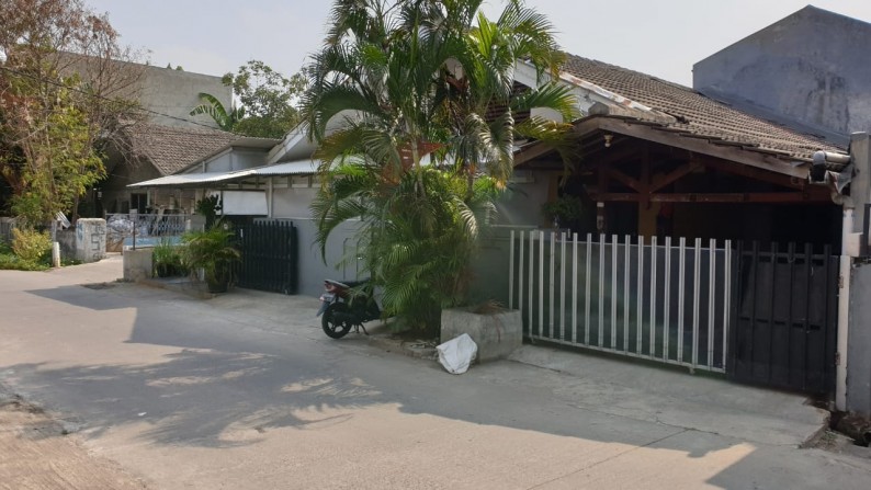 Rumah siap huni,jalan lebar di Taman Mangun Indah Pondok Aren