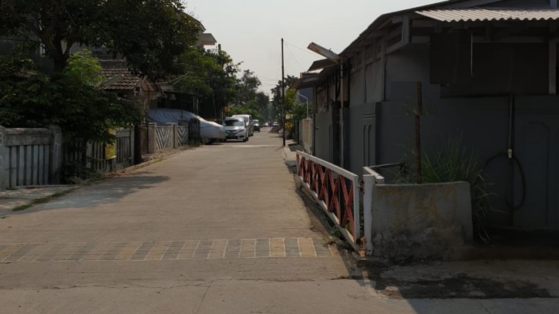 Rumah siap huni,jalan lebar di Taman Mangun Indah Pondok Aren