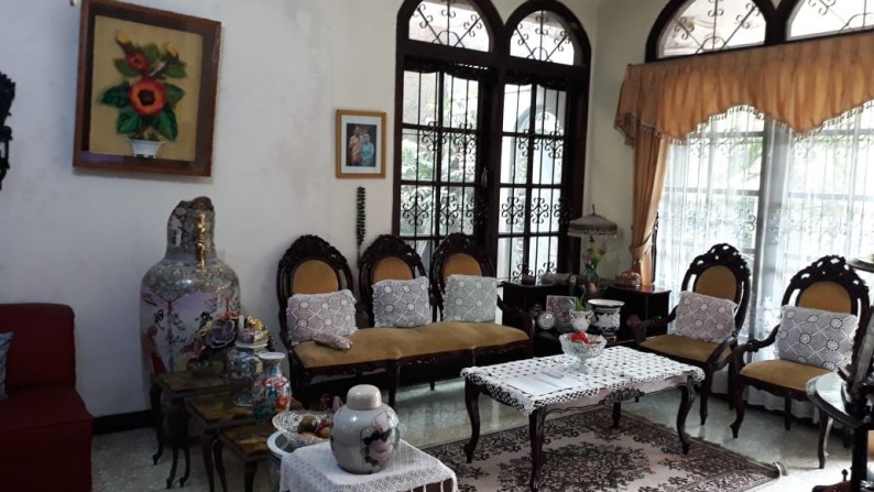 Rumah Asri Di Perumahan Cinere