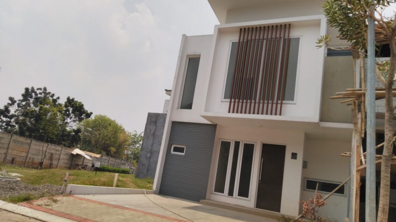 Rumah Cantik, Hunian Nyaman dan Asri @Bintaro