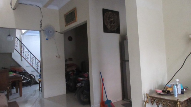 Rumah Bagus Di Jl Pinang, Bukit Nusa Indah Ciputat Tangerang Selatan