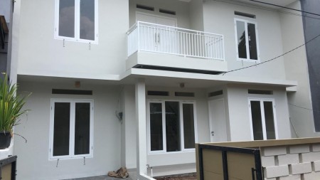 TURUN HARGA! Rumah Brand New, Siap Huni di Bintaro Jaya Sektor 6