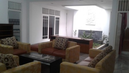 Rumah Siap Huni di Pondok Indah