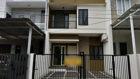 Dijual Rumah Brand New - lokasi Bagus di Kelapa Gading