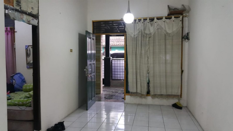 Rumah di JL. Raya Medang, Perum 3 Karawaci Tangerang