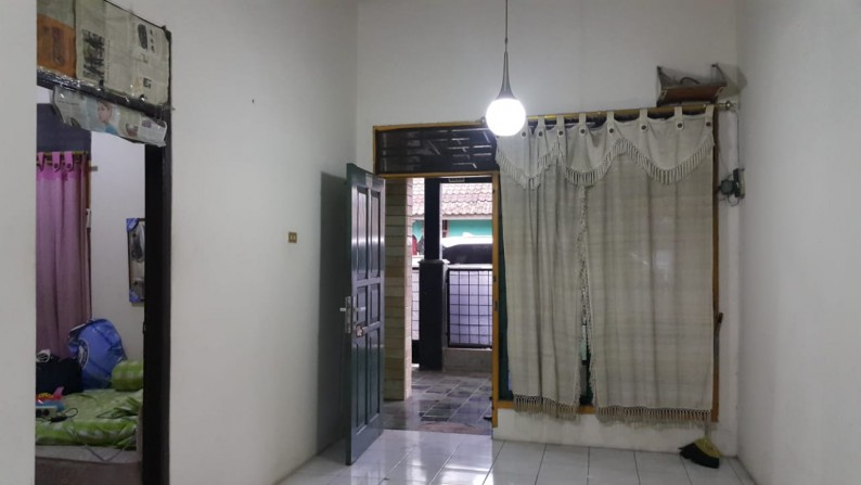 Rumah di JL. Raya Medang, Perum 3 Karawaci Tangerang