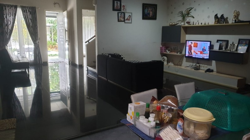 Dijual Rumah Bagus Di Emerald View, Bintaro Jaya