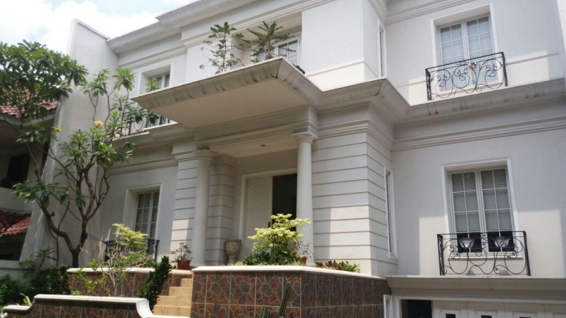 Dijual Rumah Bagus Di Jl Brawijaya Raya, Kebayoran Baru