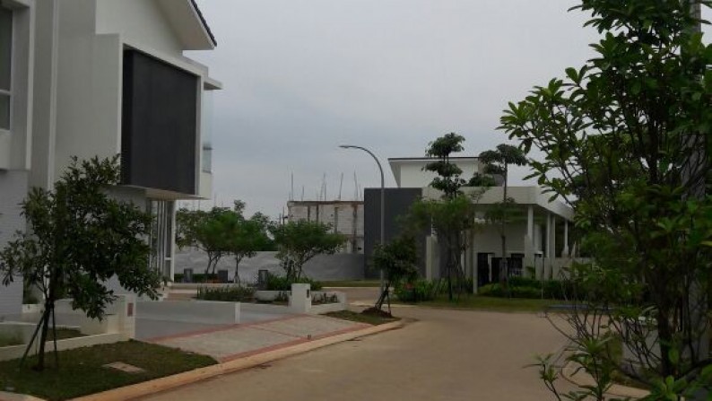 Rumah dalam cluster,Baru di Bintaro 9