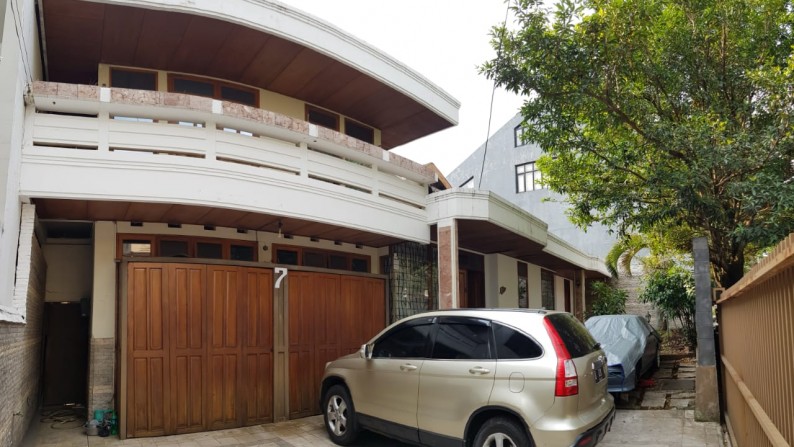 Rumah Setra Sirna, Setra Sari Bandung