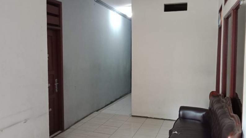 Rumah Pinggir Jalan Raya @Tegal Rotan Raya, Pondok Aren