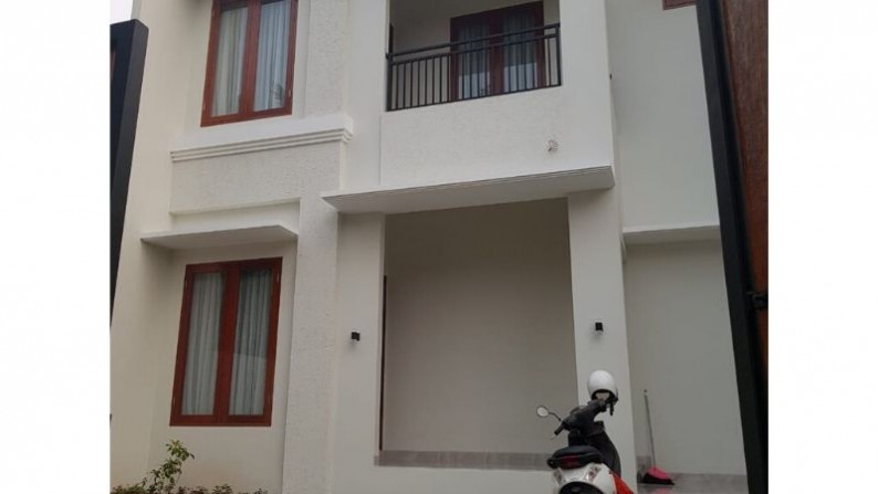 Puri Cinere, Brand New House!