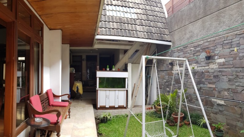 Rumah Setra Sirna, Setra Sari Bandung