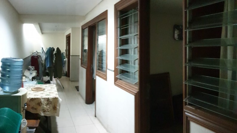 Sewa Rumah di Pondok Indah Metro Kencana.... 5 Bedrooms