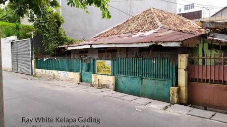 Rumah Tua Dijual Hitung Tanah Jl Kebon Jeruk