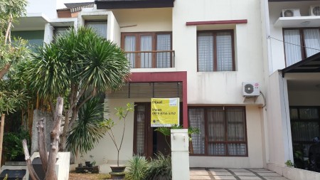 Rumah Siap Huni, Lokasi Strategis, dan Hunian Nyaman @Emerald Town House, Bintaro