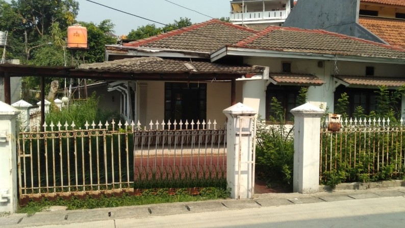 Rumah dijual di Lokasi Strategis Jati Padang Pasar Minggu *0027-CHRJEL*