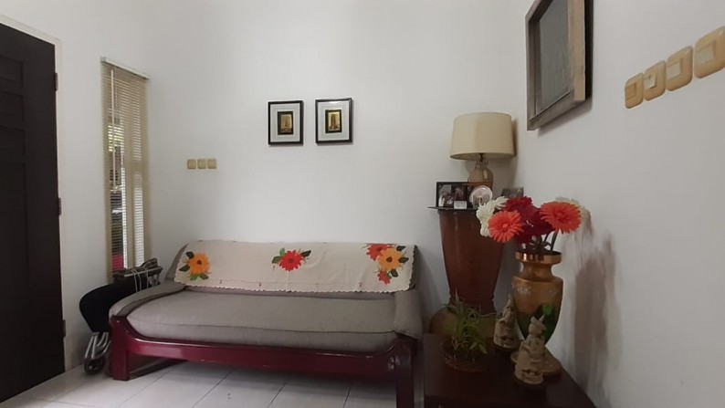 Rumah cantik dalam cluster bintaro  9