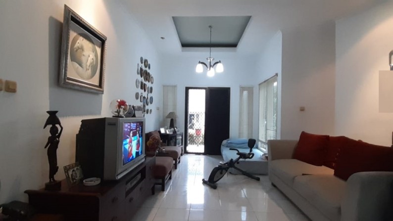 Rumah cantik dalam cluster bintaro  9