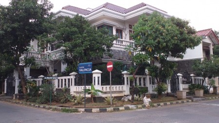Rumah di JL. Palem Sawit - Palem Semi Karawaci Tangerang