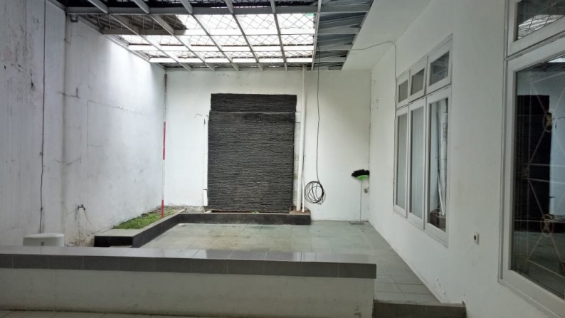 Rumah Siap huni, di Cluster Exclusive Puri Bintaro sektor 9