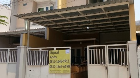 Rumah 2 lantai Jalan Lebak Permai Utara