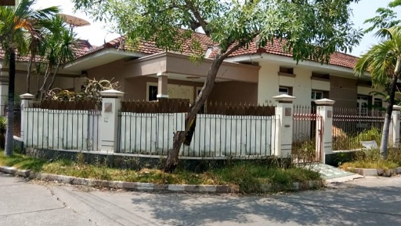 Rumah SHM jalan wisma permai