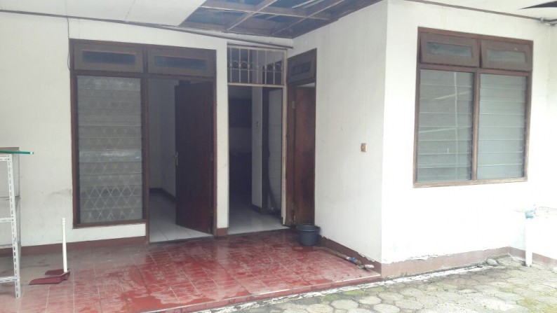 Rumah Dijual Cepat ! Di Bintaro Jakarta Selatan