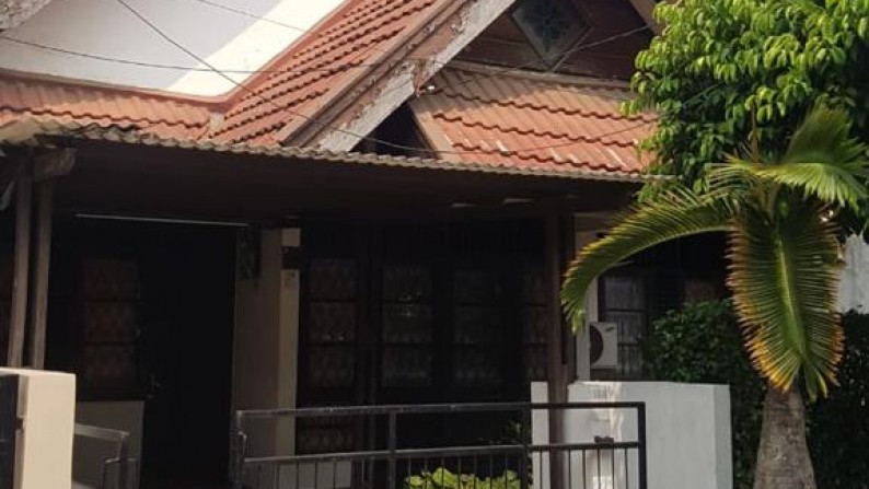 Rumah siap huni di Bintaro Jaya 3a