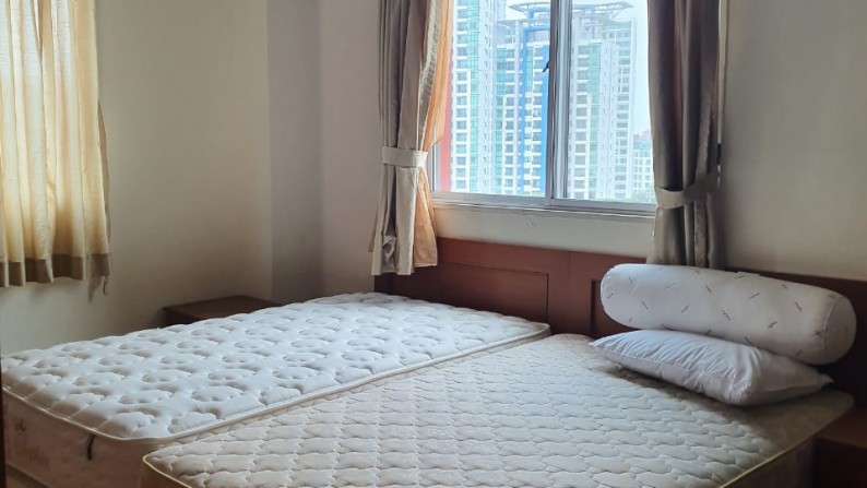 Luxury Apartment dengan 2 Kamar Tidur di Nuansa Hijau Tower