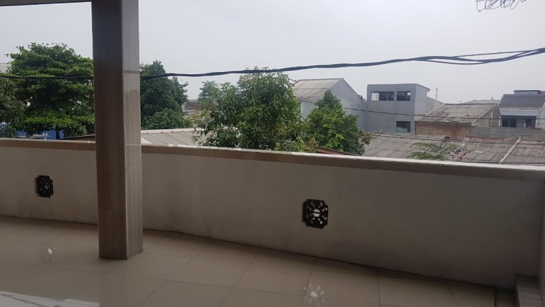 Dijual JL. Dn. Toba 3 Perum 2 Karawaci Tangerang