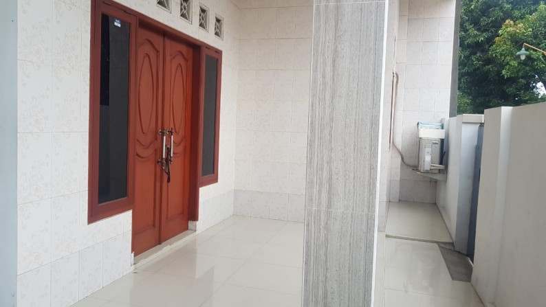 Dijual JL. Dn. Toba 3 Perum 2 Karawaci Tangerang