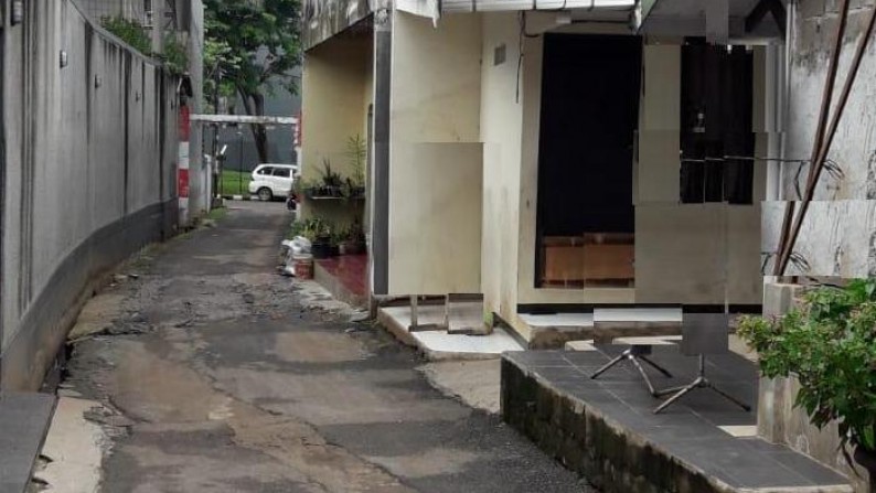 RUMAH kONTRAKAN SIAP HUNI CIKINI 3 BINTARO