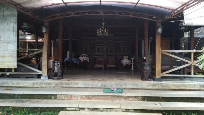 Rumah joglo di Semarang