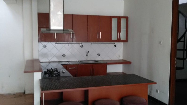 Jual Rumah Kebayoran Baru Jl Ciomas