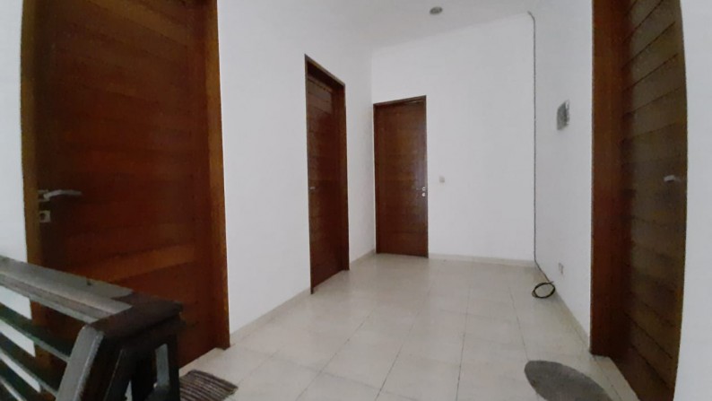 Jual Rumah Jl Jelambar Selatan