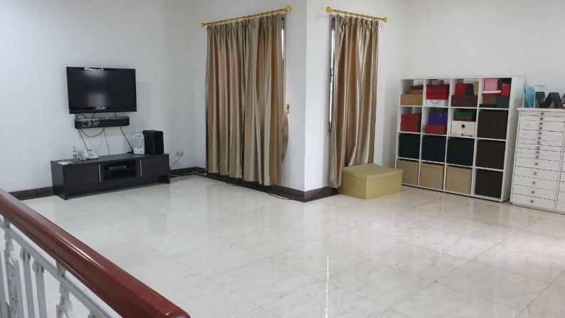 Jual Rumah di Pondok Indah , Jl Kencana Permai, Harga Nego, Murah