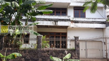 Rumah Lama Hitung Tanah di Cinere